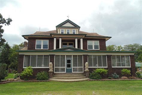 cheap areas with big houses